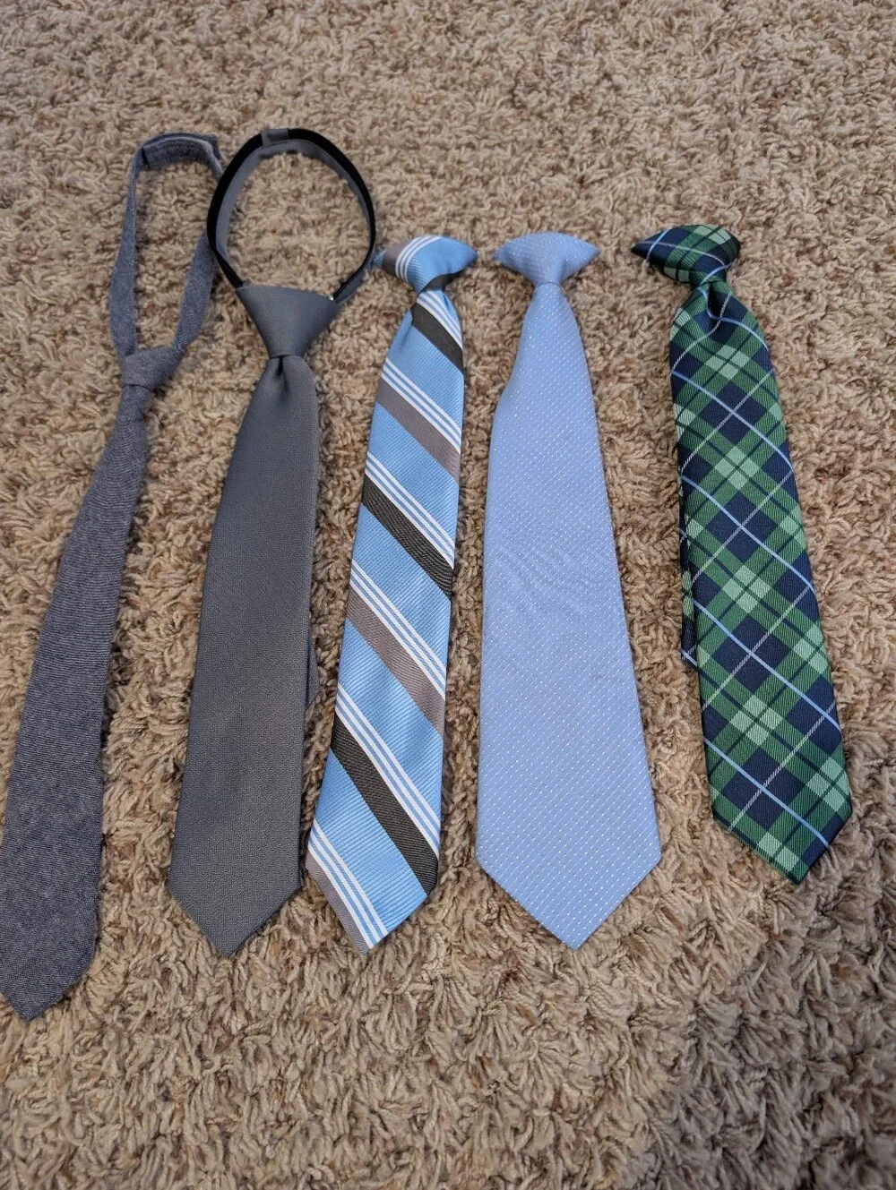 Chaps Kids Tie Set — Blue, Gray, Green Plaid